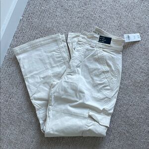 A&F brand new cargo pants